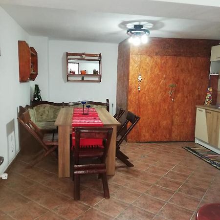 Rustic Rooms Rîşnov Eksteriør bilde